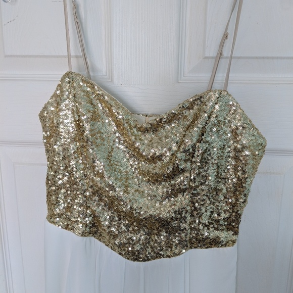 Party Dress - Picture 7 of 8